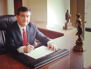 Dr. Isaías Rivera Rodríguez :: Jurídica Especialistas de Occidente